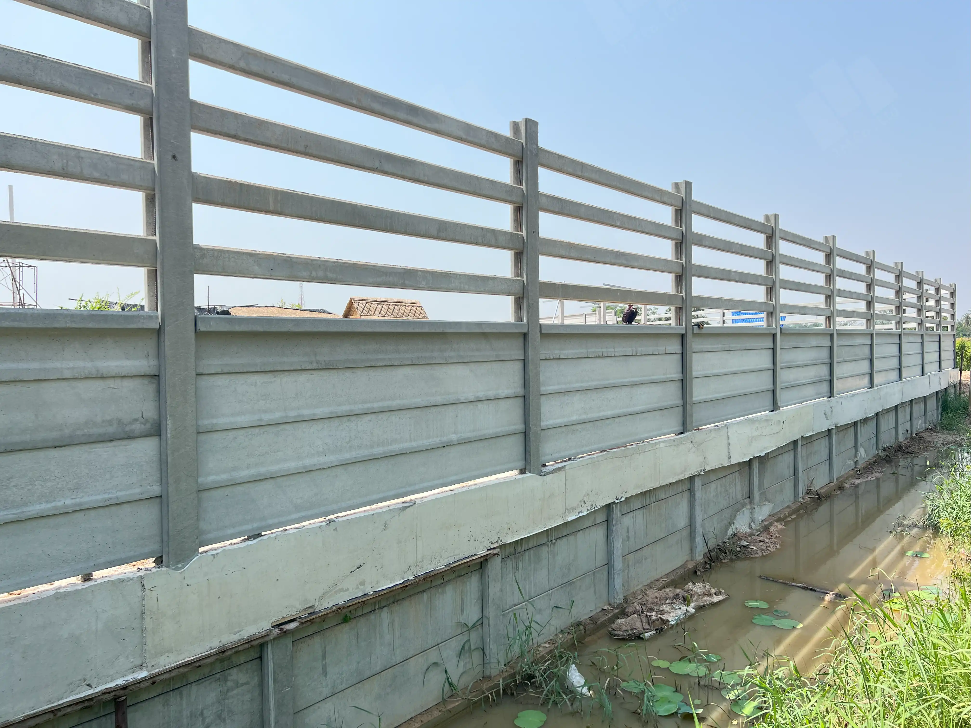 กำแพงกันดิน